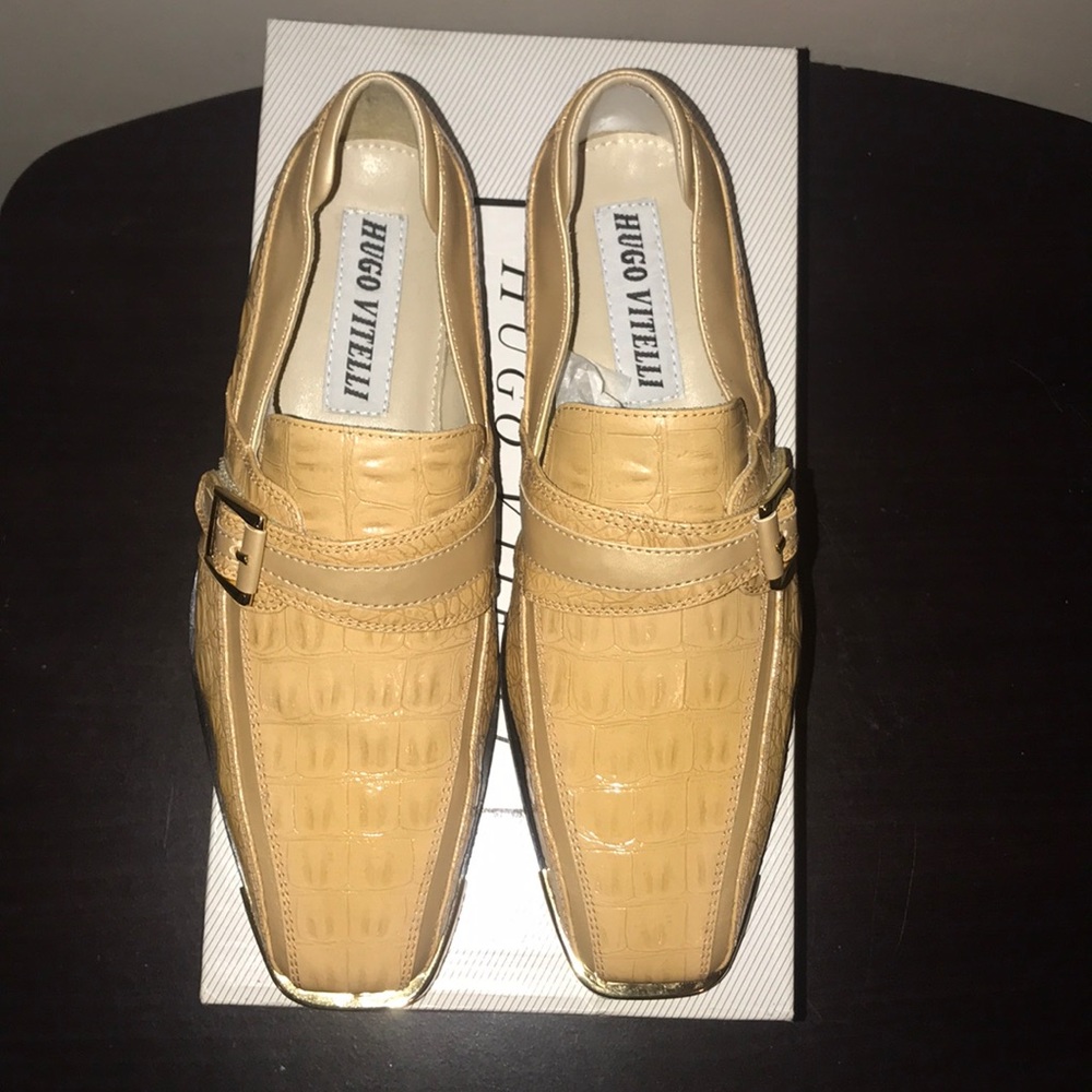 NEW Men’s size 9 camel dress shoe